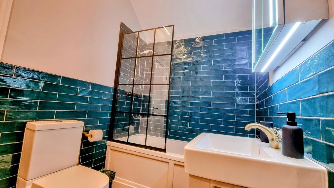 The 4 Bed Luxury Townhouse Holiday home